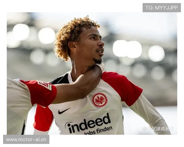 斯洛特确认埃基蒂克未受罚款并探讨以基耶萨为核心重组欧冠名单方案