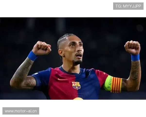 巴萨打击再添一员大将拉菲尼亚缺席合练确定无缘本轮国家德比 巴萨打击再添一员大将拉菲尼亚缺席合练确定无缘本轮国家德比